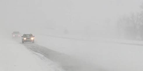 Из-за ухудшающихся погодных условий, карагандинские полицейские рекомендуют автолюбителям воздержаться от дальних поездок