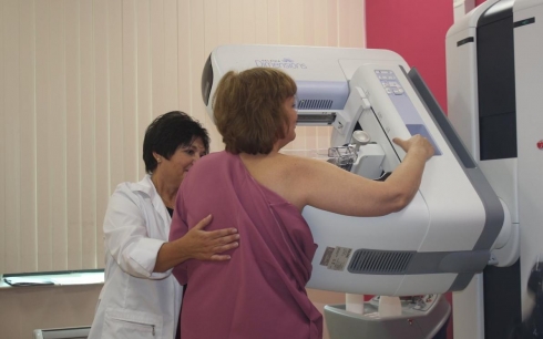 Карагандинский онкодиспансер приглашает женщин на бесплатную консультацию к маммологу