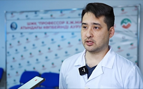 Из-за гололёда в травмпункты Карагандинской области обратились сотни жителей