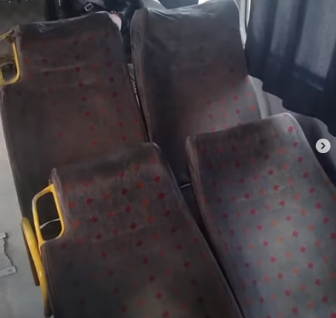 Автобус № 127 Караганда — Шахан выехал в рейс со сломанными сиденьями