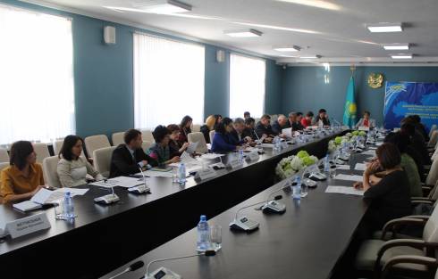 В Караганде в Доме дружбы состоялось заседание областной Коалиции демократических сил «Казахстан - 2050»