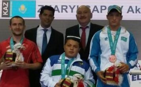 Акжол Жарылгапов завоевал бронзовую медаль на открытом чемпионате Азии 