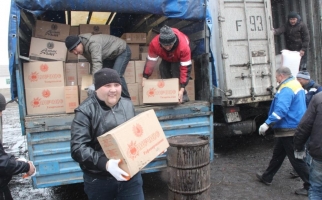 В Кокпекты прибыл караван помощи из Восточно-Казахстанской области