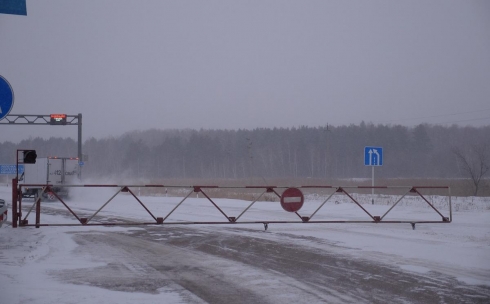 Два участка трассы в Карагандинской области закрыты из-за метели