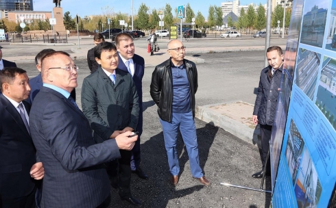Дуйсебаев ознакомился с проектами по реконструкции и расширению железнодорожного вокзала Караганды