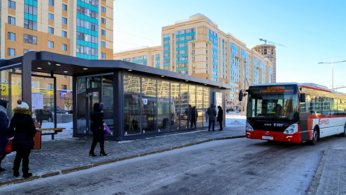 В Казахстане запретят высаживать детей из общественного транспорта