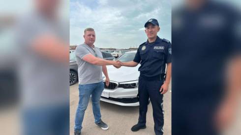 Россияне поблагодарили за возвращенный автомобиль карагандинских полицейских