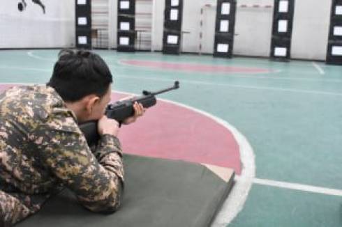 Среди карагандинских школьников прошли соревнования по пулевой стрельбе