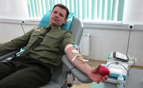 Сотрудники ДЧС будут сдавать кровь для нуждающихся в ней людей