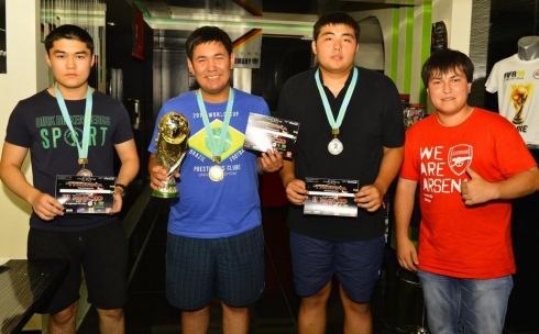 Киберспортсмены Караганды провели турнир, посвященный  ЧМ по футболу в Бразилии