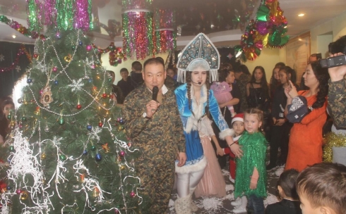 В Караганде состоялся новогодний утренник для детей военнослужащих