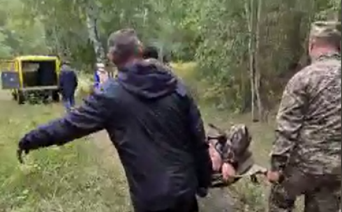 Спасатели оказали помощь мужчине, сломавшему ногу в горах Каркаралинска