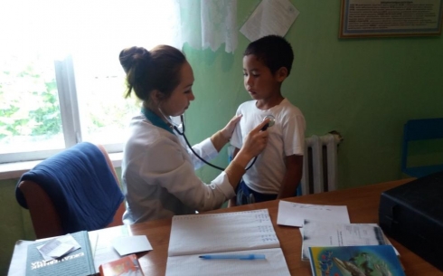 В сельские районы Карагандинской области ездят врачи узких медицинских специальностей