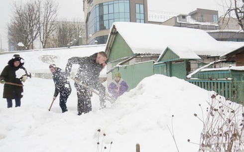 Карагандинские студенты хотят помочь пожилым людям с уборкой снега