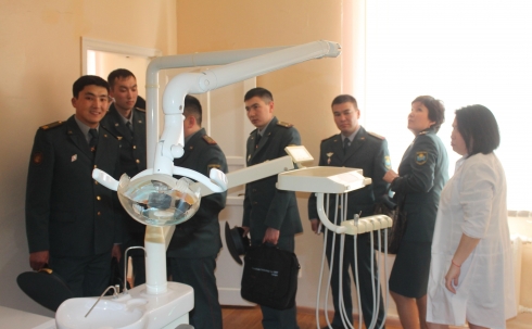 В Караганде повышение квалификации проходят врачи-стоматологи воинских частей