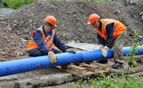 Жители центральных улиц Караганды благодарят монополиста за ремонт водопровода