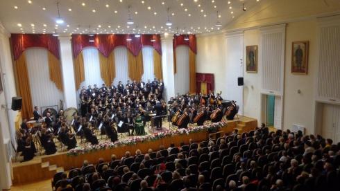 Симфонический оркестр приглашает карагандинцев на концерт