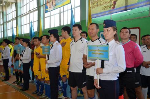 В Караганде стартовал третий ежегодный турнир по мини-футболу среди сотрудников правоохранительных органов 