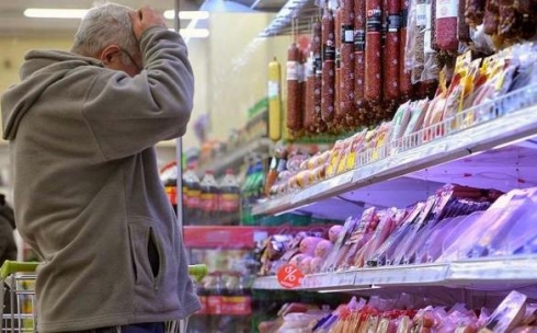 81% опрошенных карагандинцев остро ощущают повышение цен на продукты