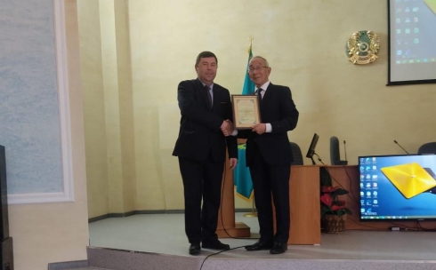 Совет по защите прав предпринимателей Карагандинской области наградил санитарных врачей