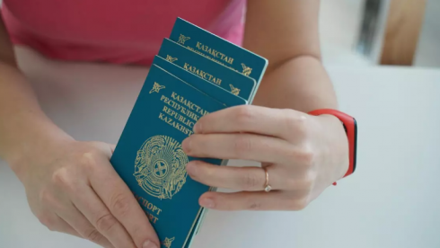 Самый сильный паспорт в мире назвали эксперты: Казахстан занял 66-е место