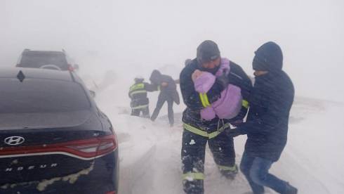 Недисциплинированных, выехавших на трассу в непогоду водителей накажут в Карагандинской области