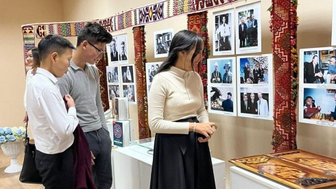 В Карагандинском краеведческом музее открылась выставка к 80-летию Акселеу Сейдимбека