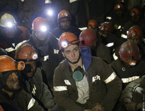 Карагандинские шахтеры и металлурги не получат 13-ую зарплату