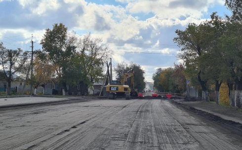 Из-за ремонта главных улиц Майкудука был перекрыт ещё один участок дороги
