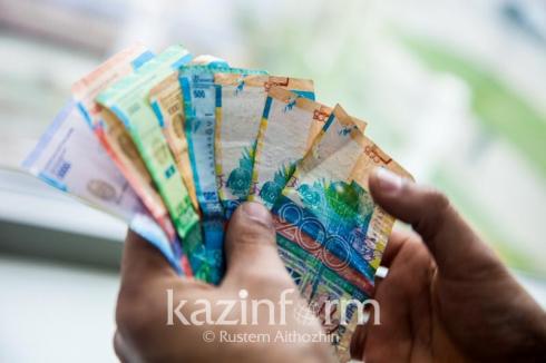 О порядке обращения банкнот номиналом 200 тенге рассказали в Нацбанке