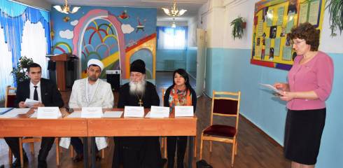Встреча информационно-пропагандистских групп с населением города Караганды по разъяснению вопросов профилактики религиозного экстремизма и терроризма на 2017 год