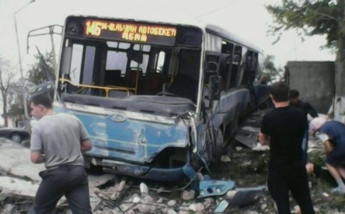 В аварию на ДСК попал автобус №146. Жертв нет