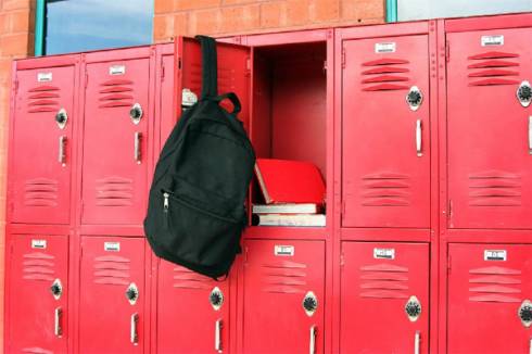 Пока устанавливать индивидуальные шкафчики в школах Караганды не будут