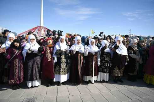 Глава государства поздравил казахстанцев с праздником Наурыз и началом священного Рамазана