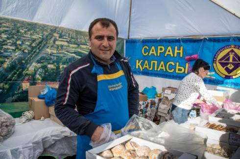 Ярмарка щедрости: сельхозпроизводители Карагандинской области представили свою продукцию жителям столицы