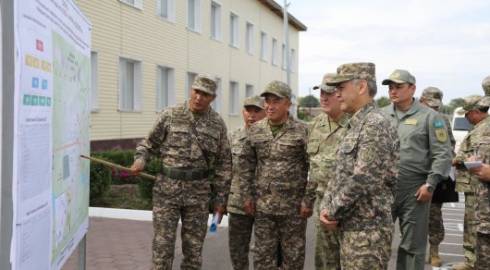 Министр обороны РК посетил воинские части Карагандинского гарнизона