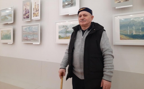 Пообщаться со смотрителем областного музея ИЗО карагандинцы могут на персональной выставке его работ