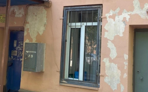 Карагандинцы недовольны состоянием дома после ремонта фасадов и кровель