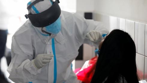 Сколько казахстанцев повторно переболели коронавирусом в 2021 году