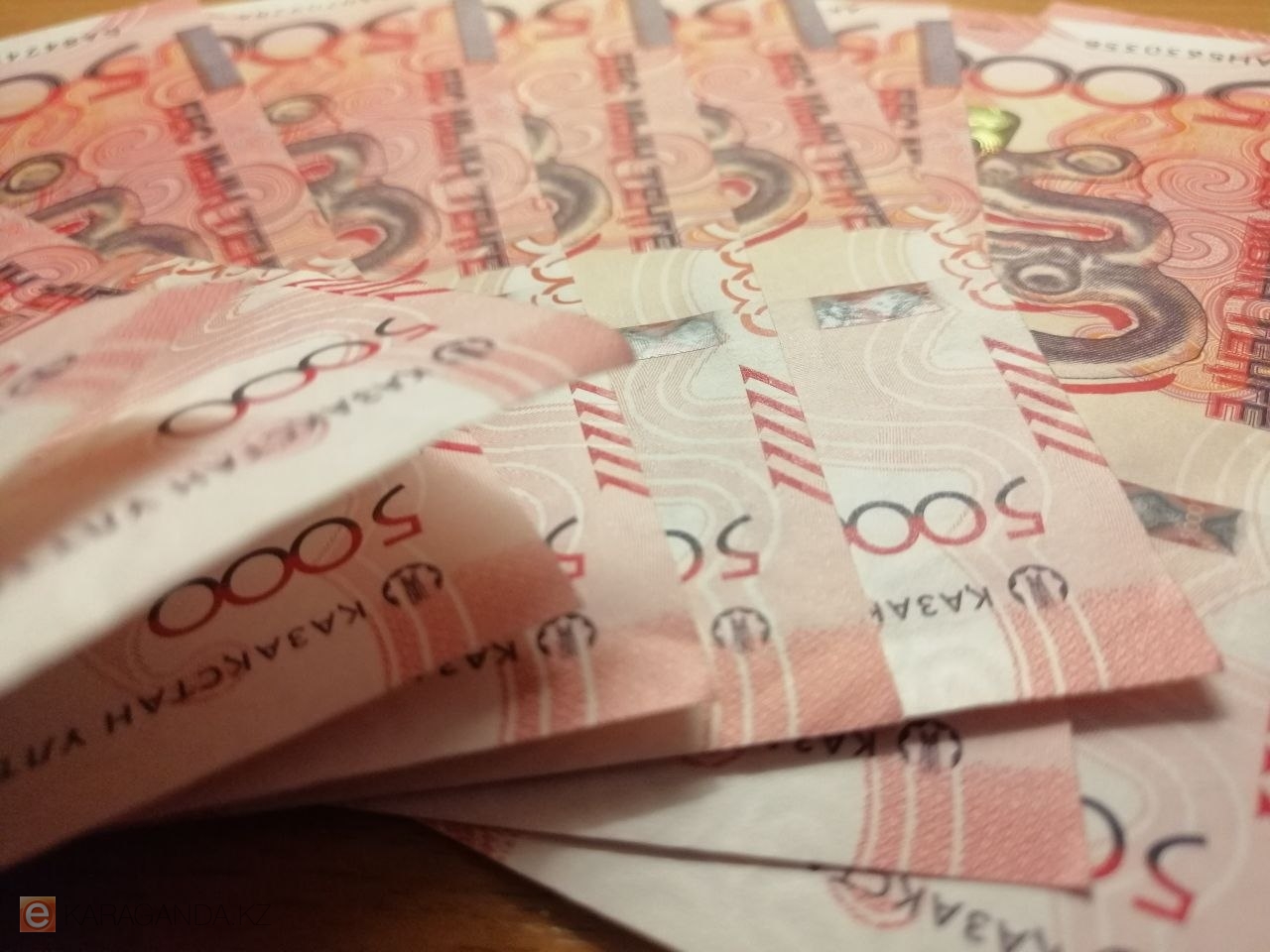 Лимиты на кредиты: в Казахстане готовят новые ограничения по займам