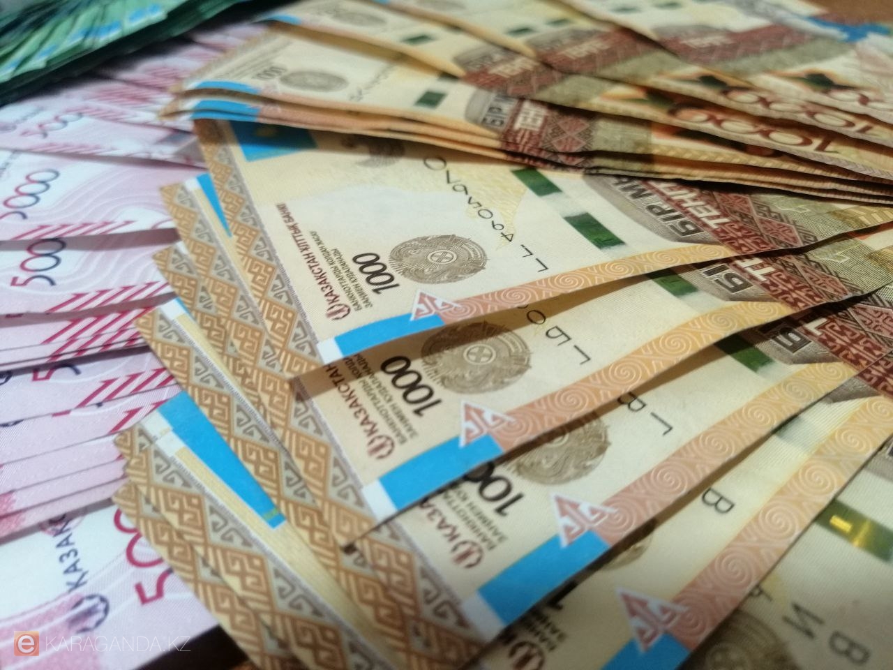 В АФК рассказали, почему получателям пособий сложнее взять кредит