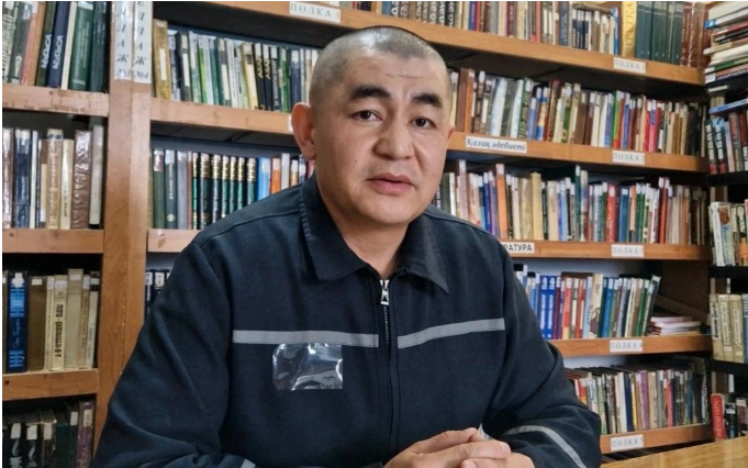 Заключенный прочел 5000 книг, отбывая наказание в казахстанской колонии