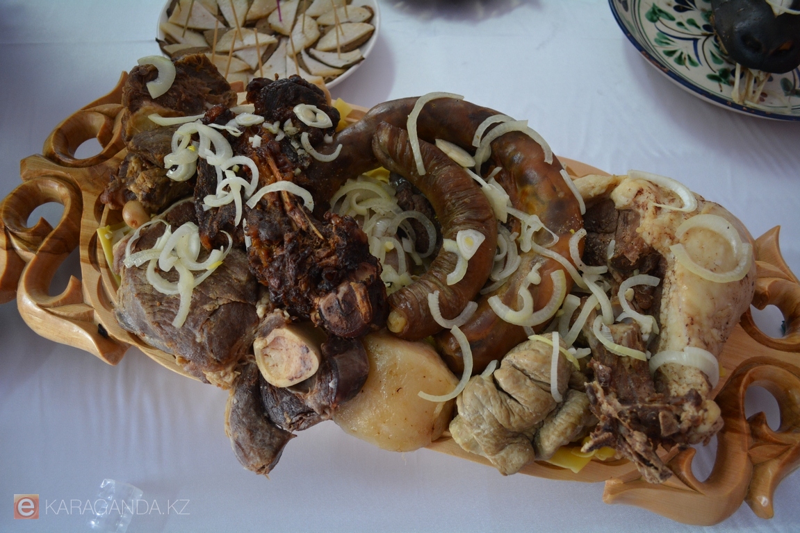 Казахстанцы снова обновили рекорд по потреблению конины