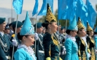 В Караганде 3000 человек единовременно исполнили гимн Казахстана