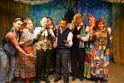 Руководителя темиртауского театра «Современник» выгоняют на пенсию: коллектив против