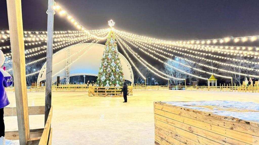 В Караганде линейные катки закрыли для обновления льда