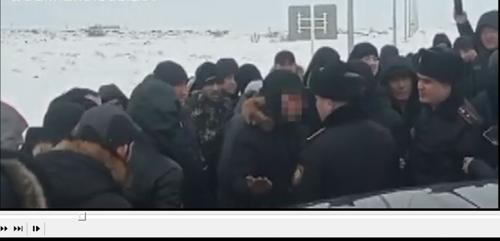 В Астане арестовали водителя, который не подчинился требованиям полиции во время непогоды на балхашской трассе