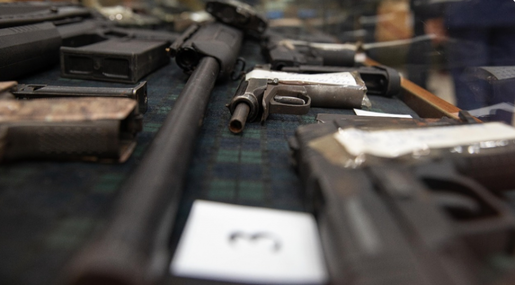 Казахстанцы могут сдать огнестрельное оружие и боеприпасы полиции за деньги