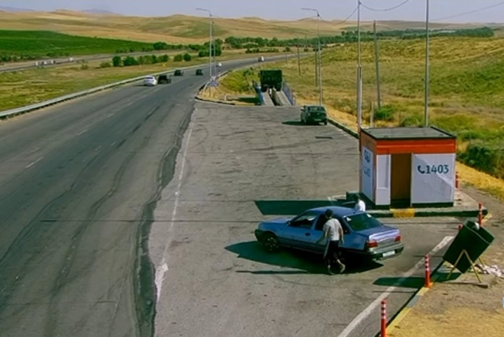 Казахстанцев будут штрафовать за мусор вдоль трасс