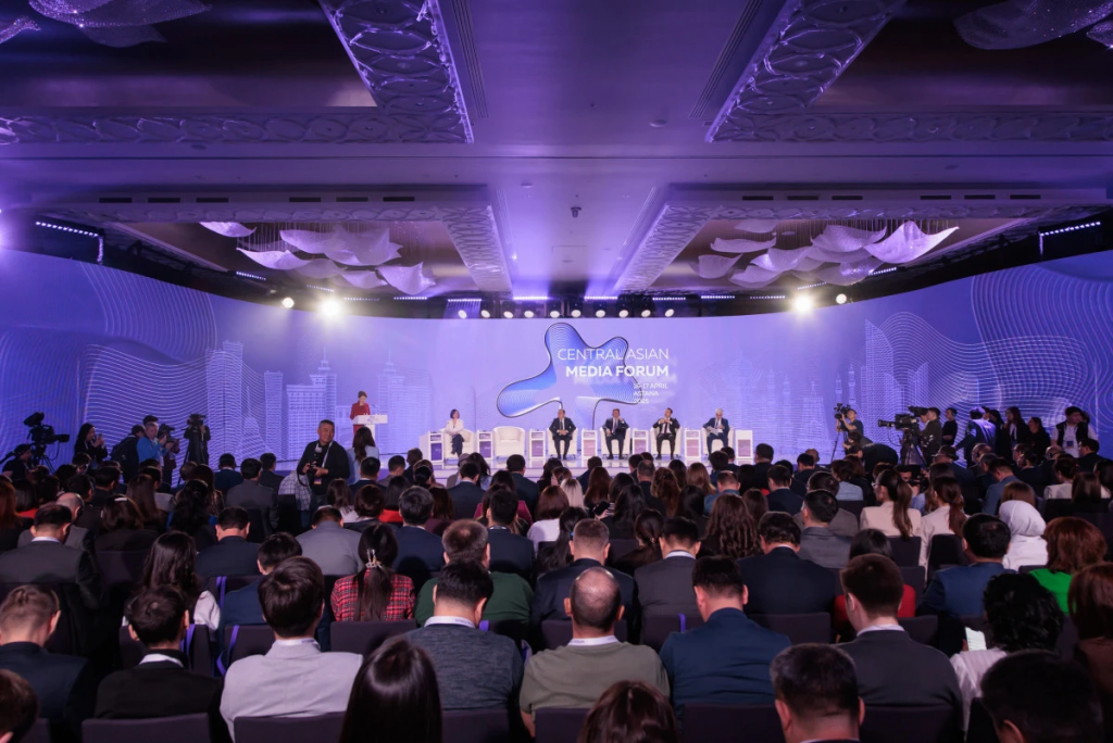 Искусственный интеллект и медиа: за кем останется доверие аудитории?